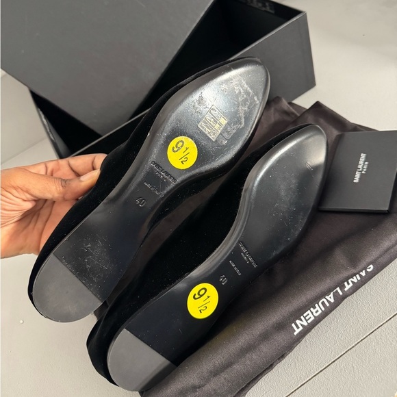 Saint Laurent Gio Classic Ballerina Flats - Picture 8 of 10